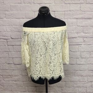 Jessica Simpson Cream Off-Shoulder Lace Blouse